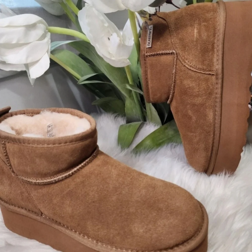 Bearpaw Retro Shorty Water Repellent Platform Boot (Women)New
